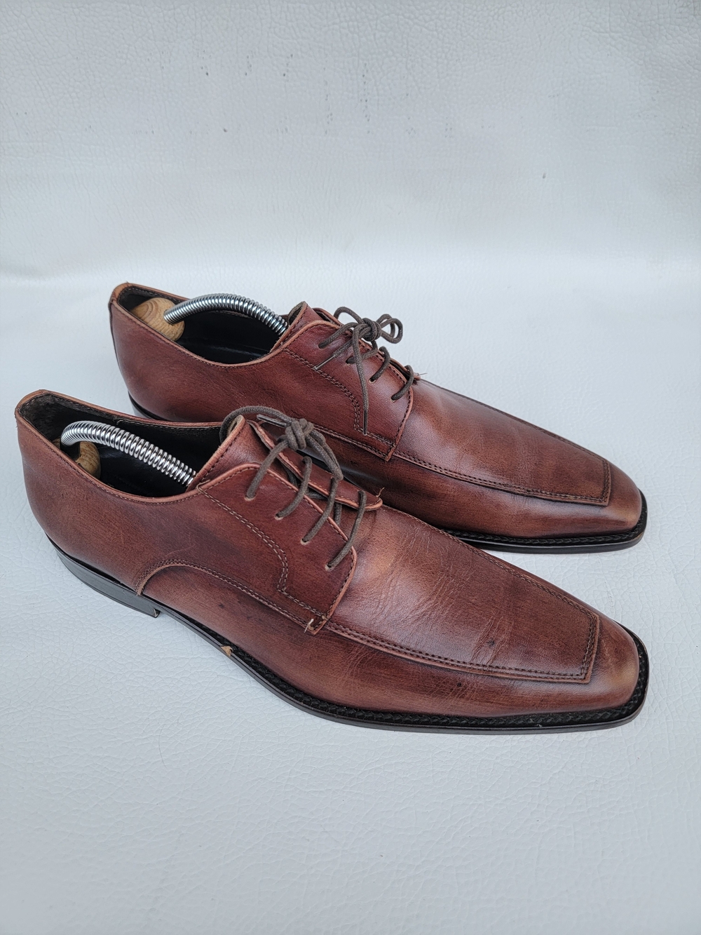 To Boot New York Adam Derrick  Brown Oxford Dress Shoes Men’s 11.5 The sole has